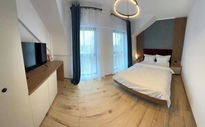 1 chambre, fer et planche à repasser, Wi-Fi gratuit, draps fournis
