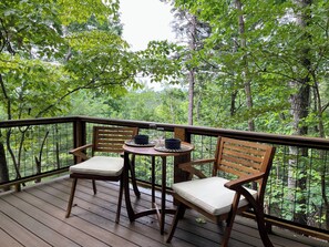 The Roost | Terrace/patio - The Shaded Crest (Lake Lure)