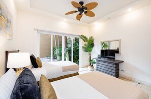 2 chambres, coffres-forts dans les chambres, fer et planche Ă repasser