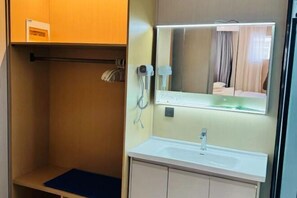 Room - Korla Shuxuan Express Hotel (Korla)