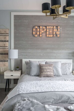 1 bedroom, iron/ironing board, WiFi, bed sheets - Luxe Studio with Private Deck in Nashville (Nashville)