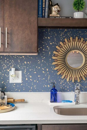 Interior - Luxe Studio with Private Deck in Nashville (Nashville)