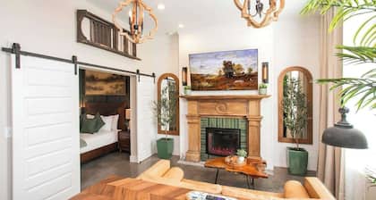 Elegant Apartment in Nashville's The Nations