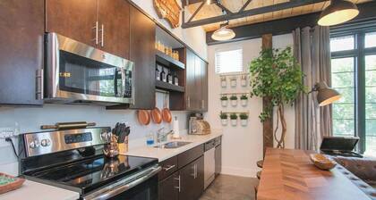 Stylish Industrial One Bedroom Apartment