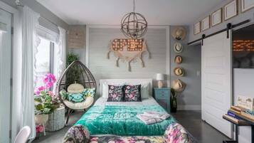 1 slaapkamer, een strijkplank/strijkijzer, wifi, beddengoed