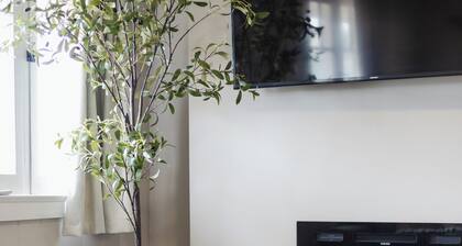 Charming cottage with Rock View Morro Bay