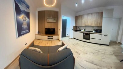 City South Apartments 2 Free Parking