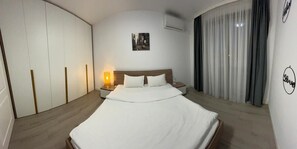 1 sovrum, skrivbord, strykjärn/strykbräda och wi-fi