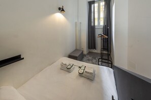 1 bedroom, iron/ironing board, WiFi, bed sheets - Carlo d'Adda, 11 - The cinema at home (Milan)
