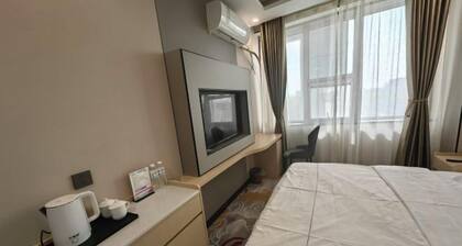 Korla Yalu Business Hotel