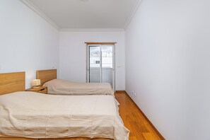 2 bedrooms, free WiFi - Stylish Stay in Lisbon-Scenic Views (Lisbon)