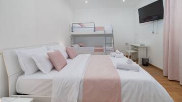 1 bedroom, iron/ironing board, WiFi, bed sheets