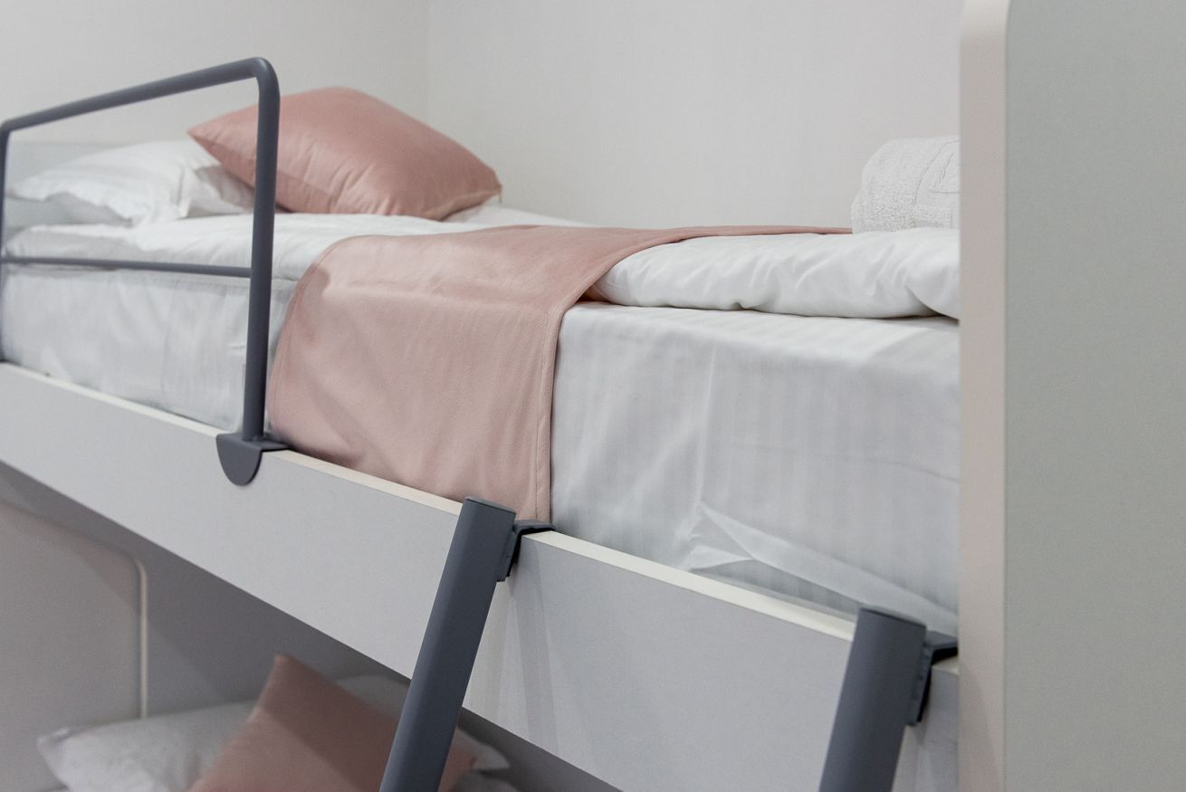 1 chambre, coffres-forts dans les chambres, fer et planche à repasser