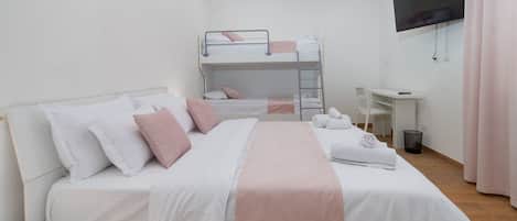 1 habitación y caja de seguridad en la habitación