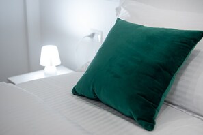 1 bedroom, in-room safe, iron/ironing board, WiFi