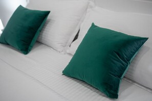 1 bedroom, in-room safe, iron/ironing board, WiFi