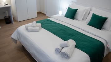 1 Schlafzimmer, Zimmersafe, BĂŒgeleisen/BĂŒgelbrett, WLAN