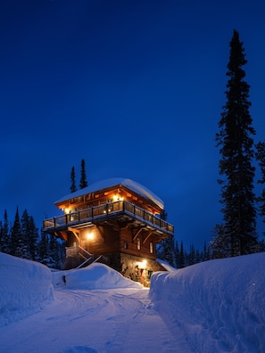 Exterior - Big Sky Fire Towers - Beehive Tower (Big Sky)