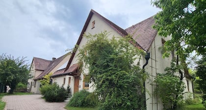 Large, quiet vacation apartment, roof terrace, distant view from the property