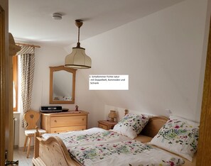 3 habitaciones, escritorio, cuna de viaje y wifi gratis 