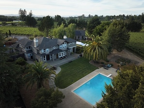 Exterior - KANZLER Vineyard House with Hot Tub & Pool (Sebastopol)