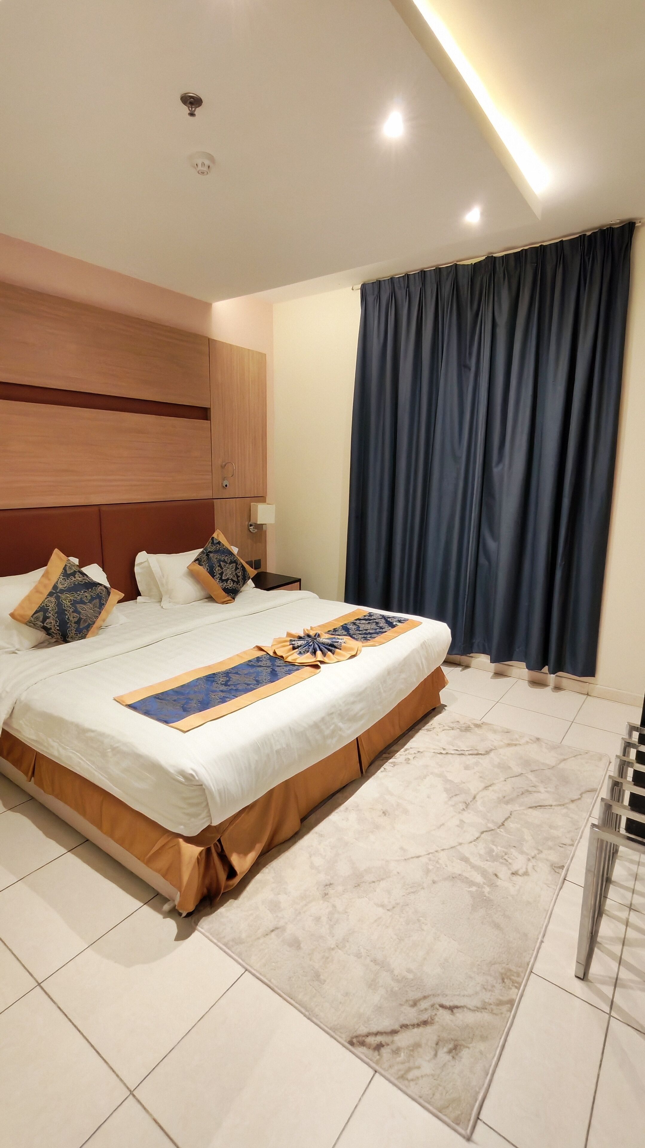 Deluxe appartement, 1 slaapkamer | Verduisterende gordijnen, een strijkplank/strijkijzer, gratis wifi