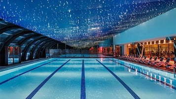 8 piscines extérieures