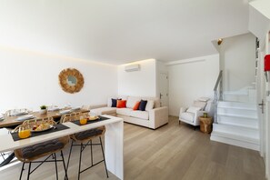 Interior - Townhouse w/ Rooftop & Sea View in Benagil (Benagil)