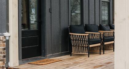 LakeItToTheLimit - New 4-bedroom, 4.5 bathroom home in Eufaula's Patriot Pointe