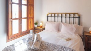 3 chambres, fer et planche à repasser, Wi-Fi