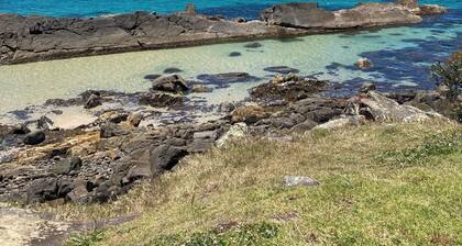 2 minutes walk to lake
SERENITY
Centrally located