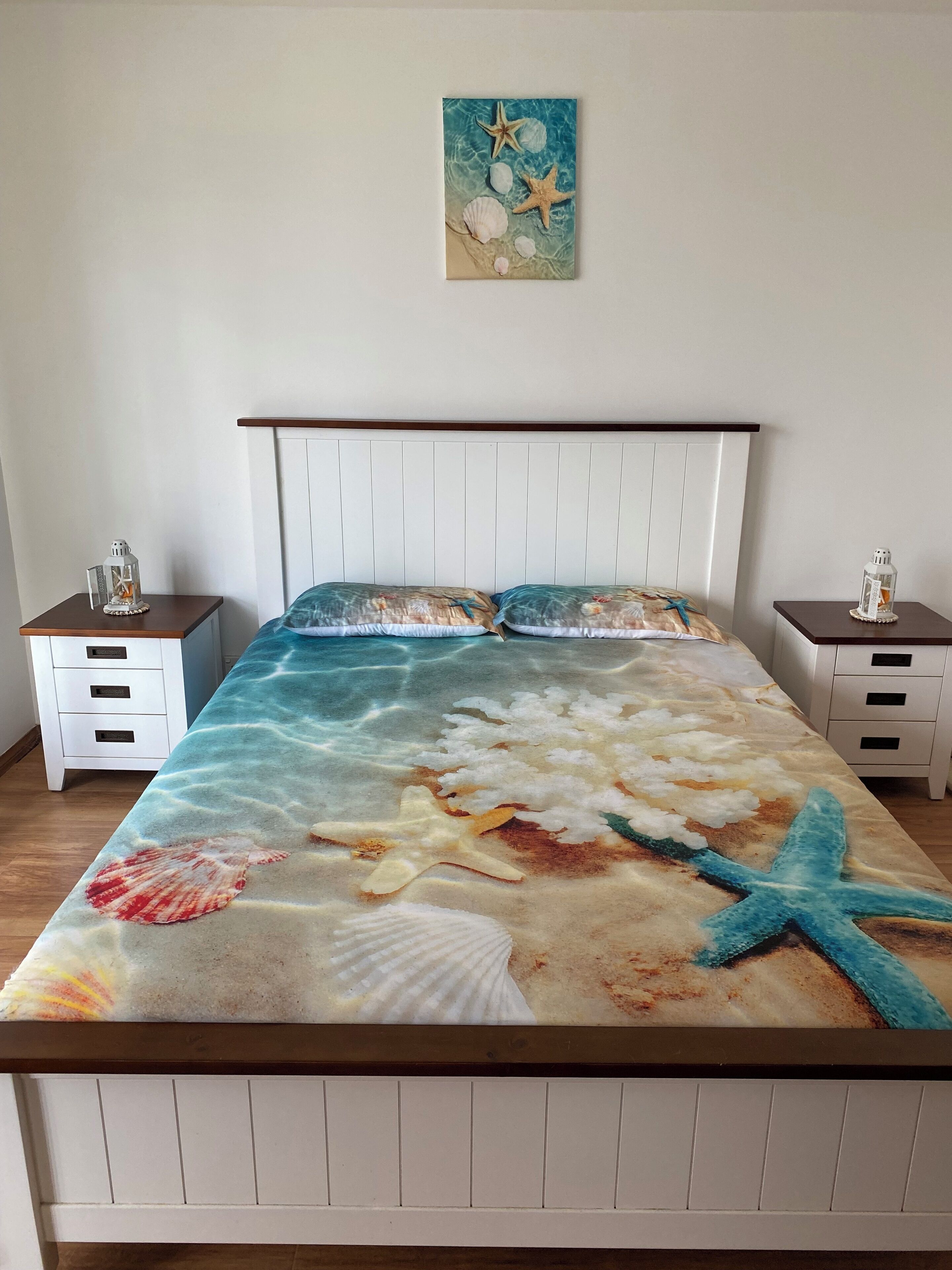 3 bedrooms, iron/ironing board, bed sheets