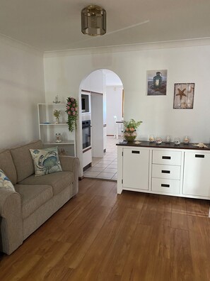 Älytelevisio, DVD-soitin, stereot