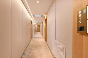 Unclassified image, 2 of 10, button - Super 8 Collection Hotel (Beijing Ganjiakou Subway Station) (Beijing)