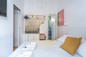 1 chambre, fer et planche à repasser, Wi-Fi, draps fournis