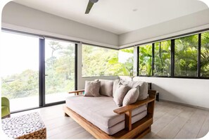 Smart TV, computer monitors, printers - Ocean view jungle surf house with 3 casitas, 7 bdrms with AC near Manuel Antonio (Savegre de Aguirre)