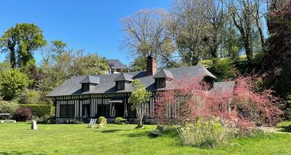 Maison de charme, 8 minutes de la mer, 5 chambres. Grand jardin.