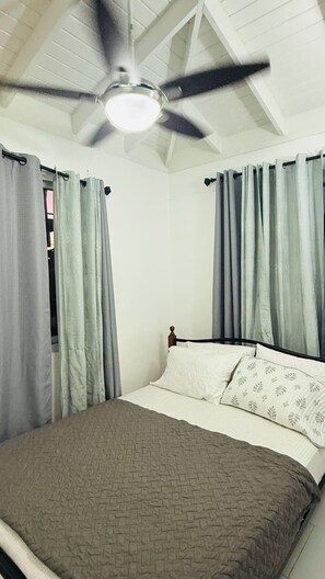 1 chambre, fer et planche à repasser, Wi-Fi, draps fournis