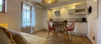 Comfortable F2 near the beach