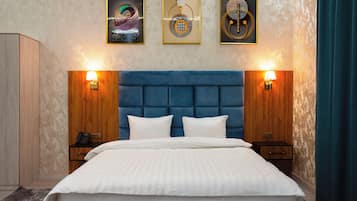 In-room safe, desk, laptop workspace, soundproofing