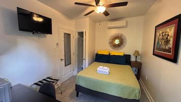 1 soverom, skrivebord, wi-fi og sengetøy