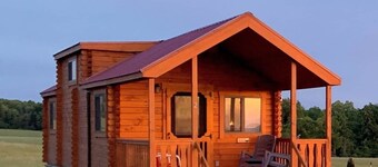 Cozy Wine Cabin escape with Breathtaking Views 1