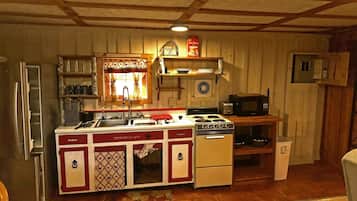 Microwave, stovetop, coffee/tea maker, toaster