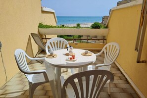 Outdoor dining - SE139 – Senigallia, studio flat with terrace at the Piramidi residence (Senigallia)