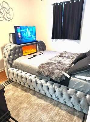 2 bedrooms, iron/ironing board, free WiFi, bed sheets