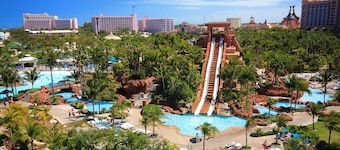 Paradise Island. Luxurious two-bedroom villa at Harborside Resort at Atlantis!