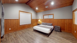 4 bedrooms, WiFi, bed sheets