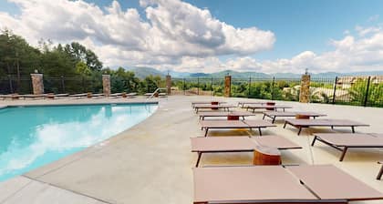 4 Bedroom Condo In Pigeon Forge- Unit 711, 4 Bedroom Condo In Pigeon Forge- Unit 711