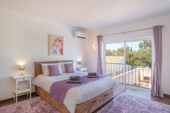 5 bedrooms, iron/ironing board, free WiFi, bed sheets