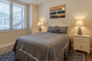 2 dormitorios, tabla de planchar con plancha, wifi gratis y ropa de cama